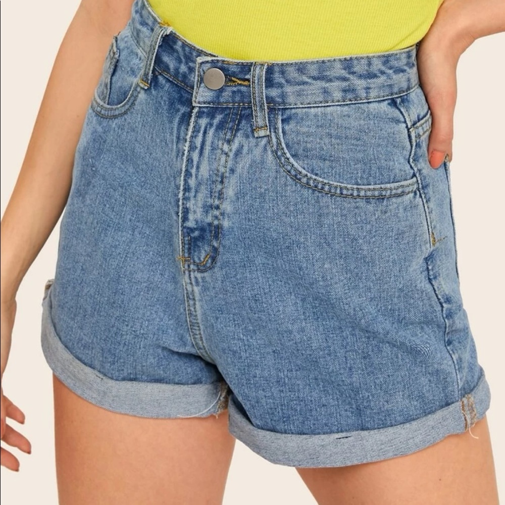 SHEIN high waisted mom short size S